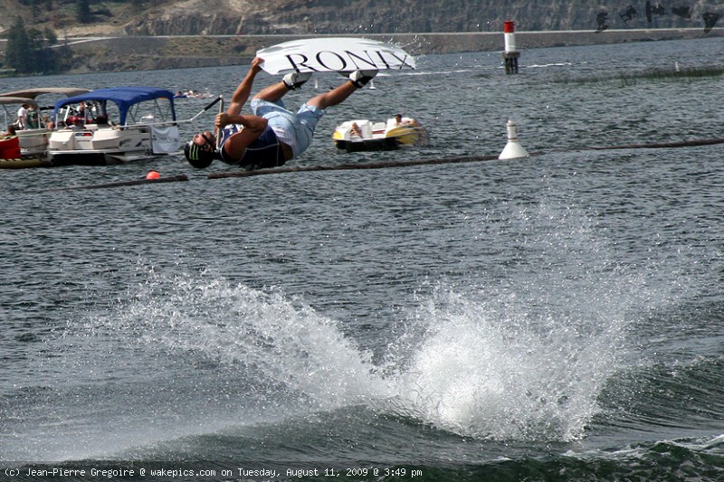 6051_crp_wb-wakeboarding-wakeskating-photos.jpg