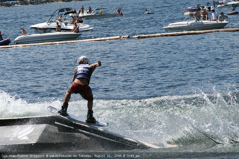 6611_crp_wb-wakeboarding-wakeskating-photos.jpg