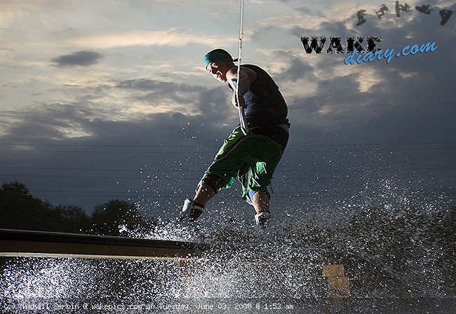 anton2-wakeboarding-wakeskating-photos.jpg