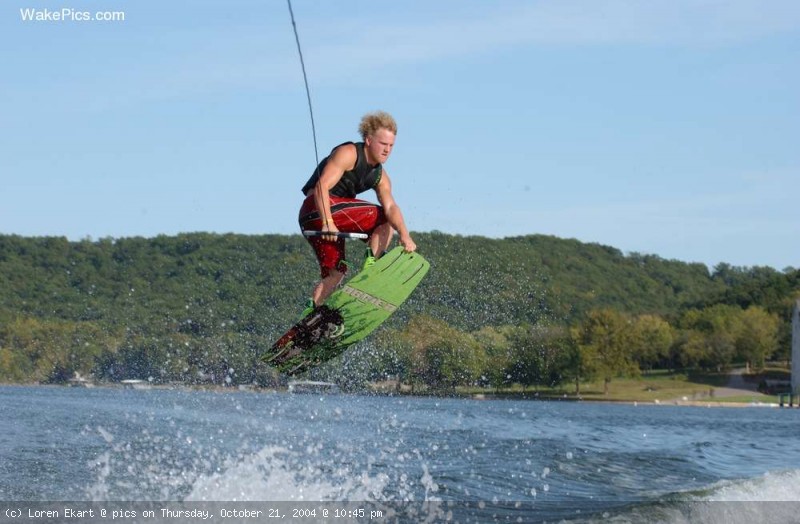 image-wakeboarding-wakeskating-photos.jpg