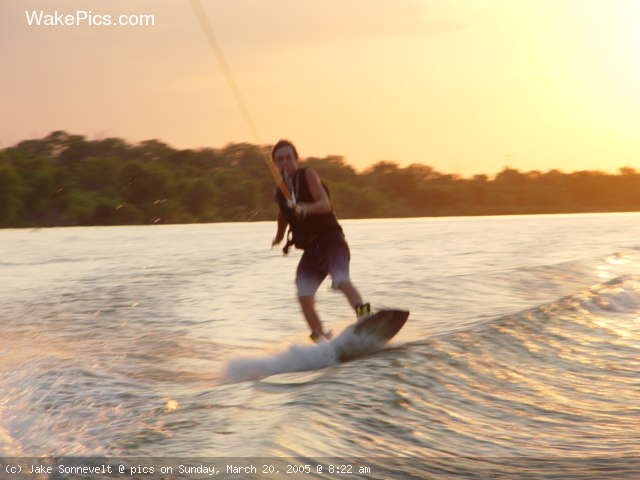 image-wakeboarding-wakeskating-photos.jpg