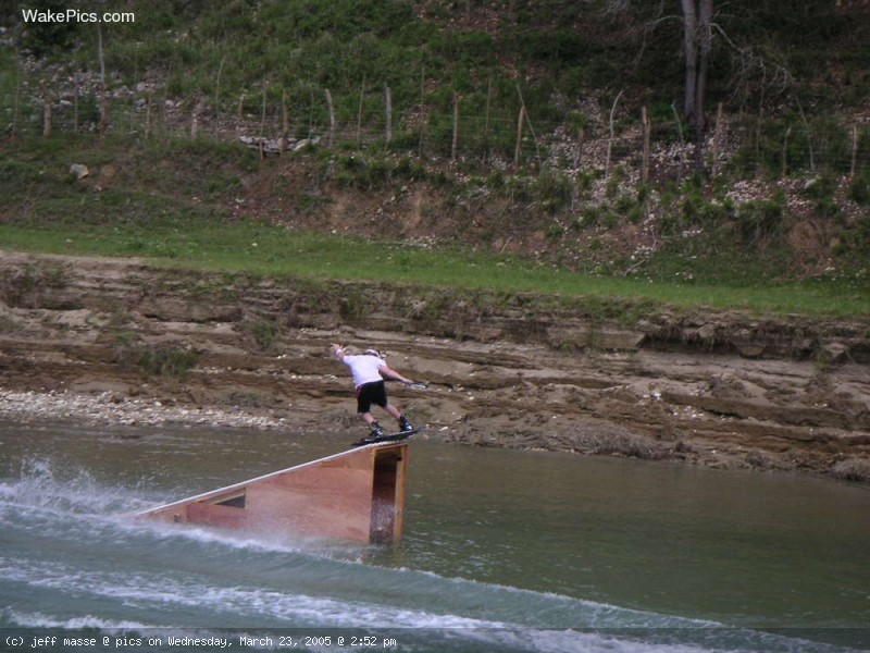 image-wakeboarding-wakeskating-photos.jpg
