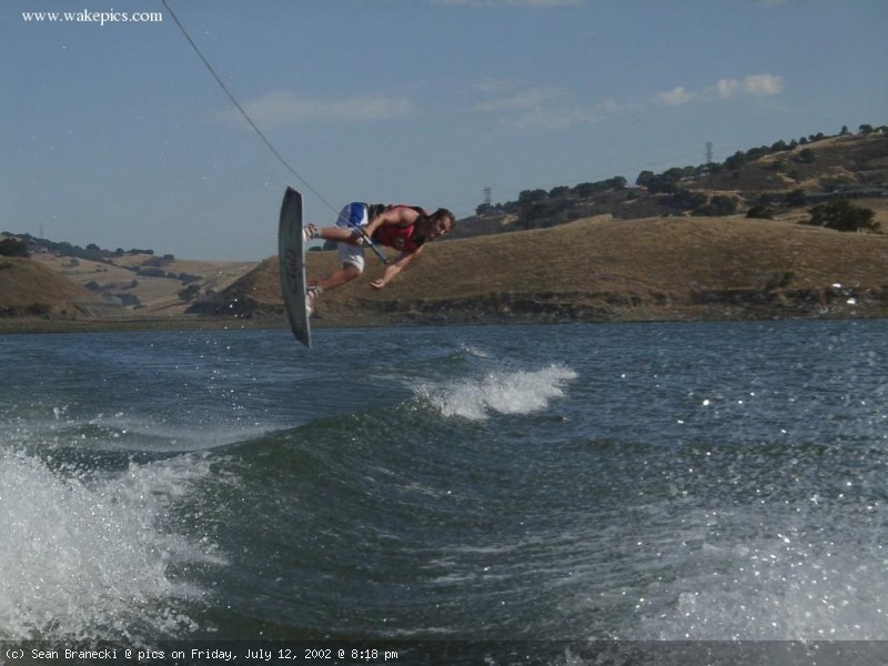 image-wakeboarding-wakeskating-photos.jpg