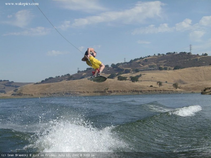 image-wakeboarding-wakeskating-photos.jpg