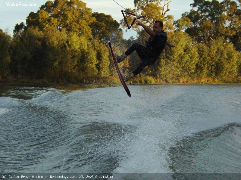 image-wakeboarding-wakeskating-photos.jpg