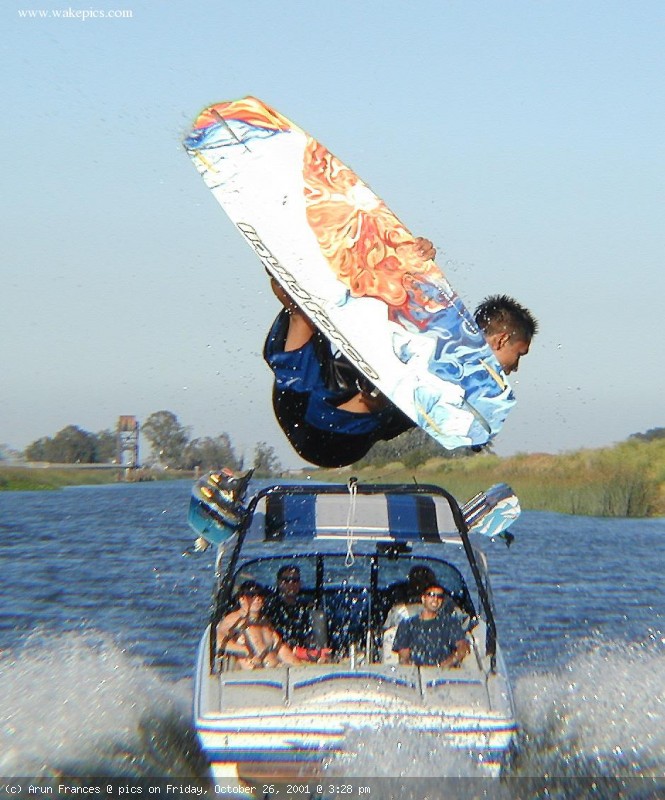 image-wakeboarding-wakeskating-photos.jpg