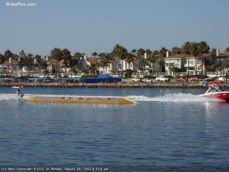 image-wakeboarding-wakeskating-photos.jpg