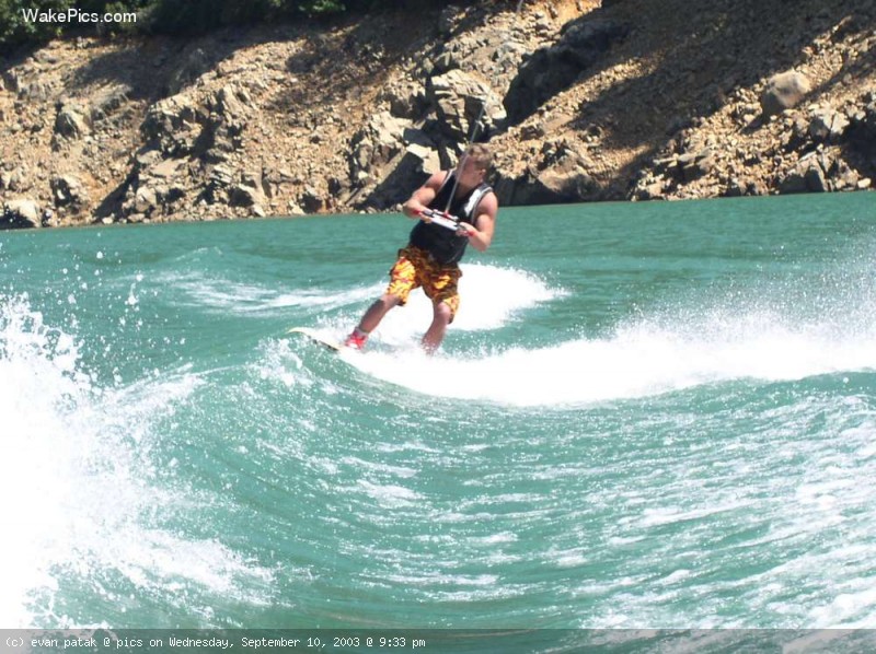 image-wakeboarding-wakeskating-photos.jpg