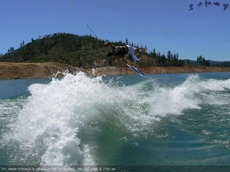 p1030664-wakeboarding-wakeskating-photos.jpg