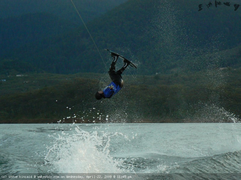 p1040914-wakeboarding-wakeskating-photos.jpg