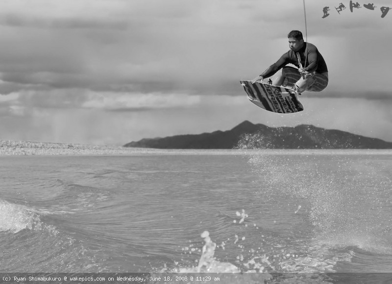 ryan-indy-half-cab-wakeboarding-wakeskating-photos.jpg