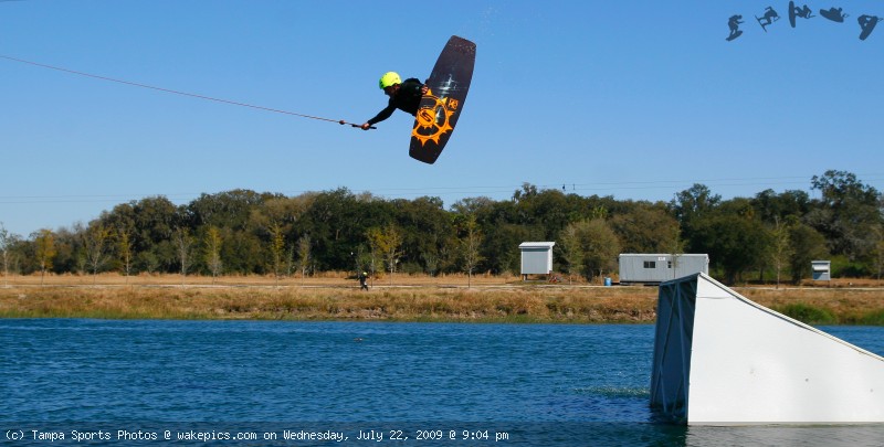 tampa_wakeboard_1129-wakeboarding-wakeskating-photos.jpg