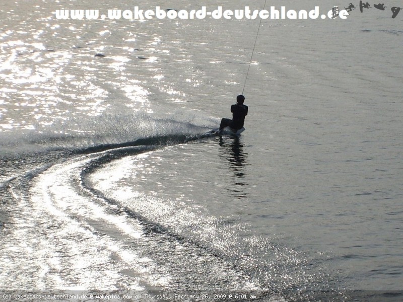 wakepic-wakeboarding-wakeskating-photos.jpg